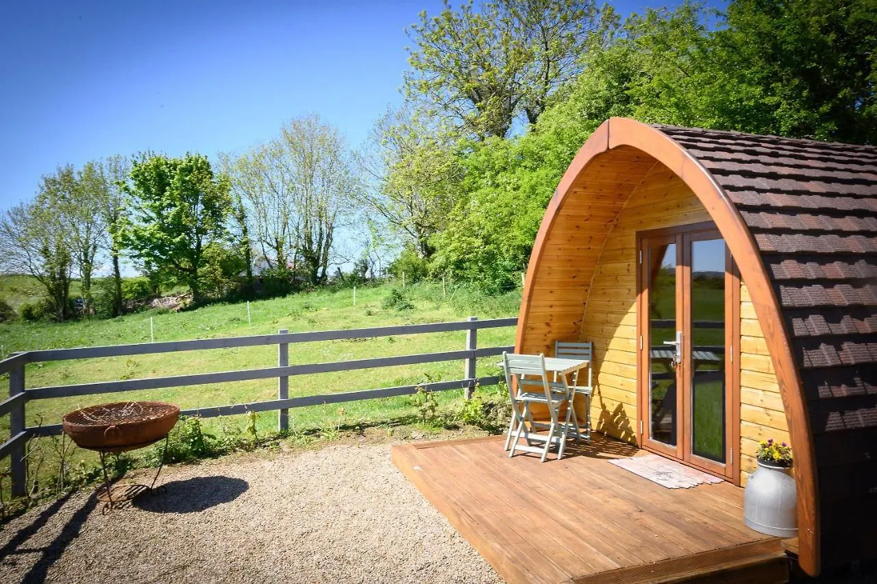 Westport Glamping At Doon Angus Farm Villa Chalet